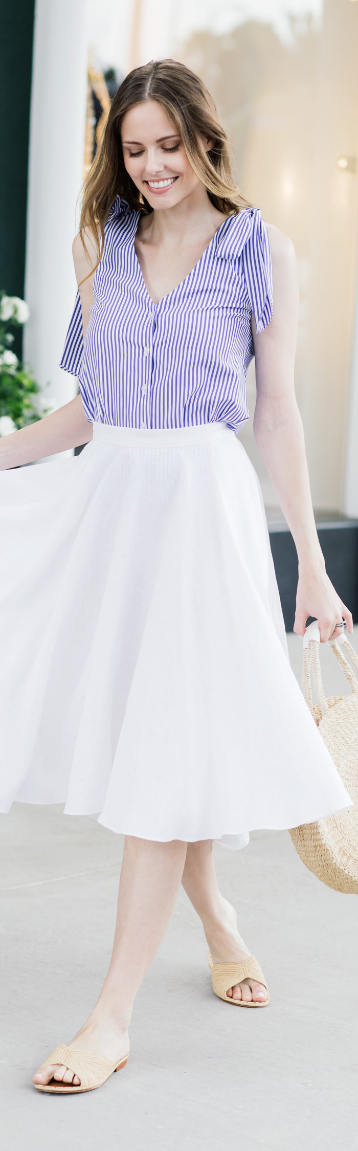 Alyssa Campanella The A List blog Favorite Summer Sandals wearing Carrie Forbes Salon sandals and Clare V Alice Tote