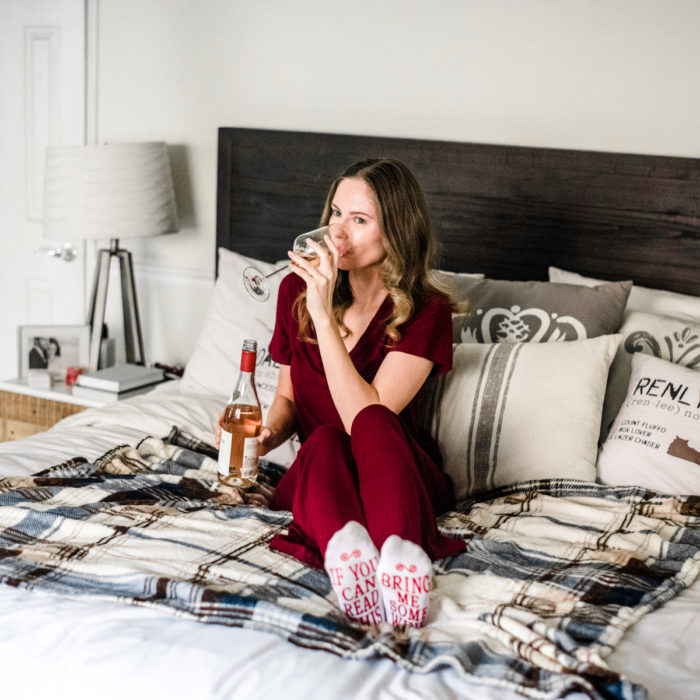 Alyssa Campanella of The A List blog shares her holiday gift guide for wine lovers
