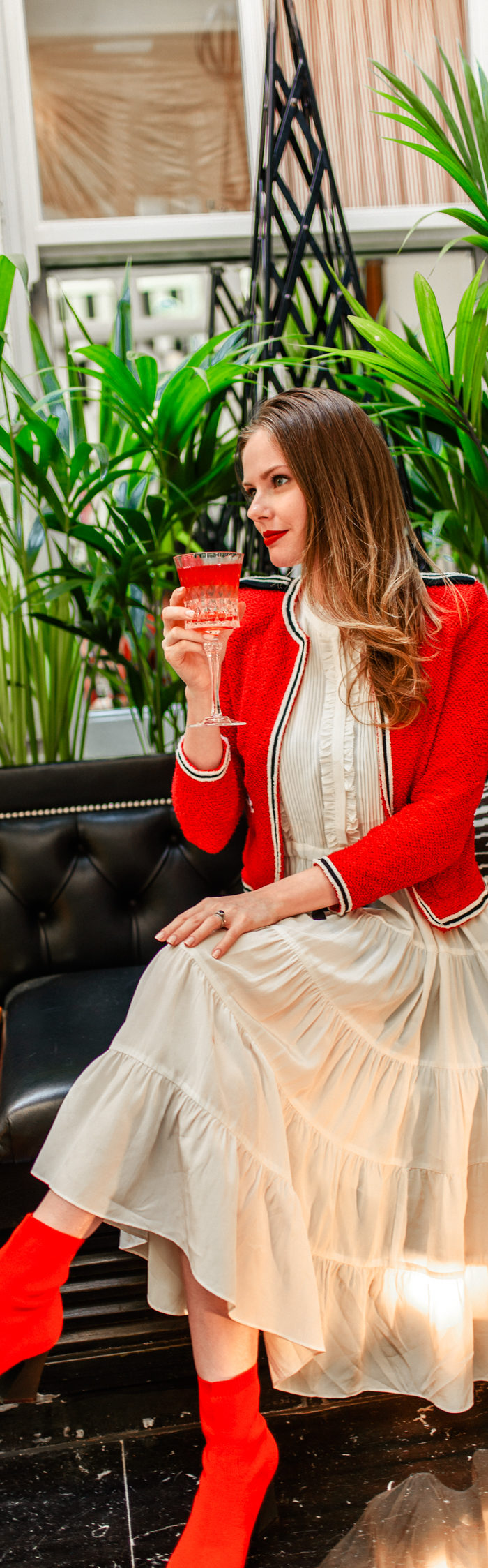 Alyssa Campanella of The A List blog experiences luxury in London at the Milestone hotel at the Stables Bar drinking Duchess Hourglass