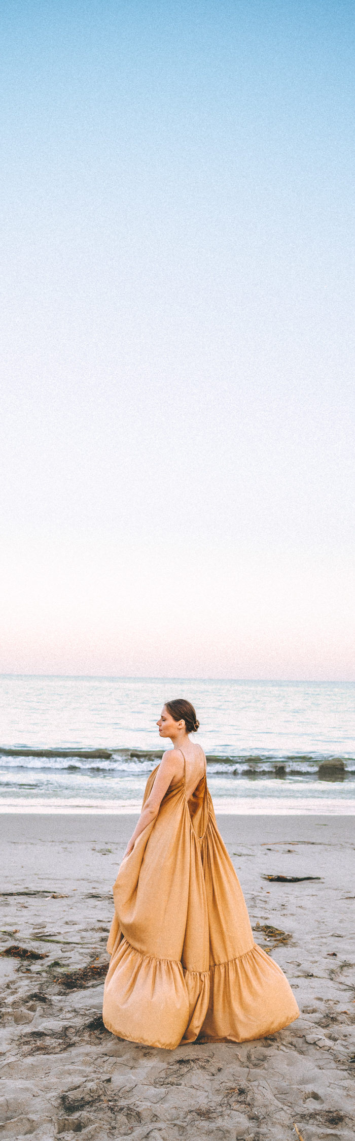 Alyssa Campanella of The A List blog shares her perfect beach vacation dresses from Cayman Islands wearing Kalita Brigitte dress