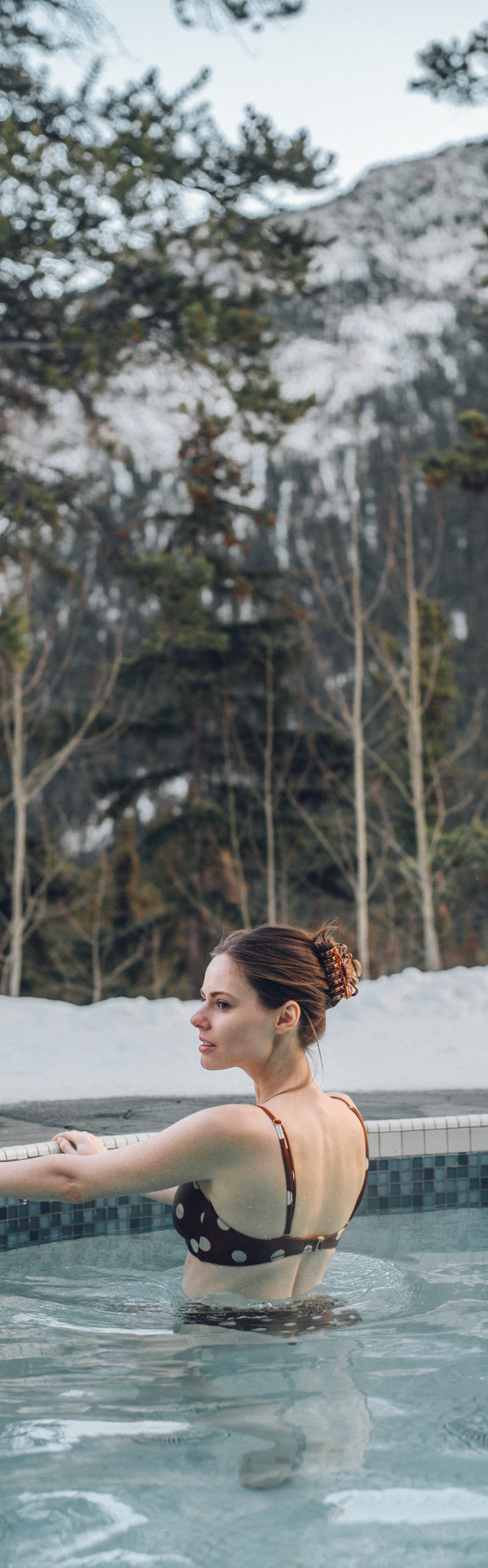 Alyssa Campanella of The A List blog experiences romance in the snow with her husband in Banff, Alberta, Canada at the Fairmont Banff Springs