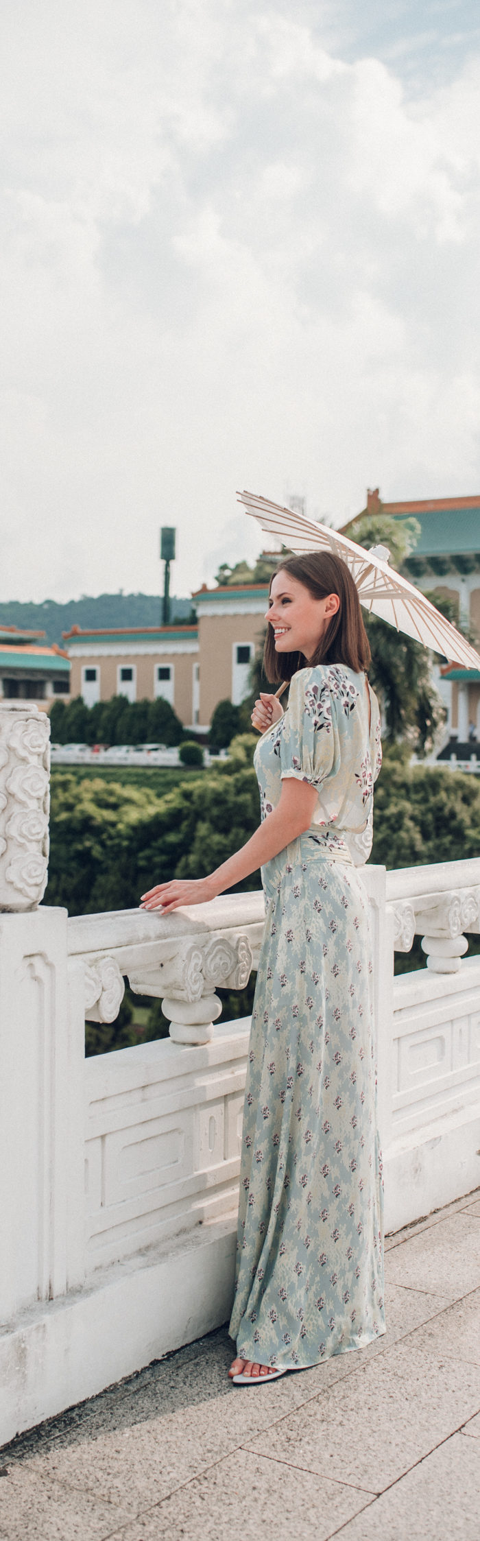 Alyssa Campanella of The A List blog visits Taipei for 24 hours wearing Self Portrait