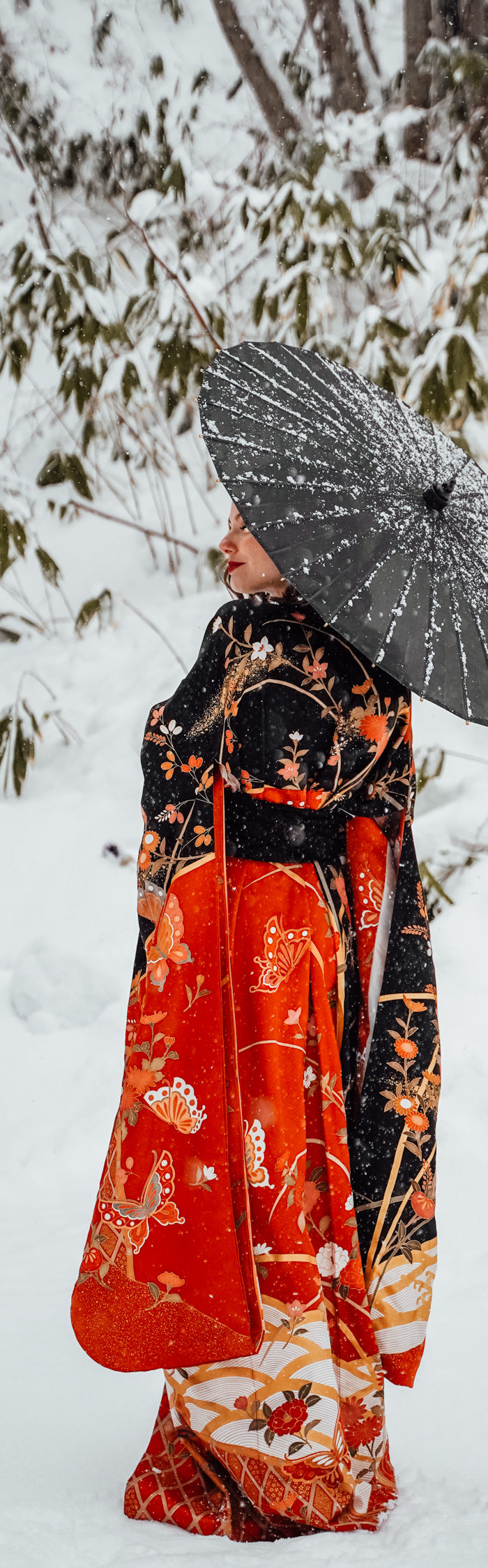 Alyssa Campanella of The A List blog wears a Japanese kimono furisode in Hokkaido, Japan