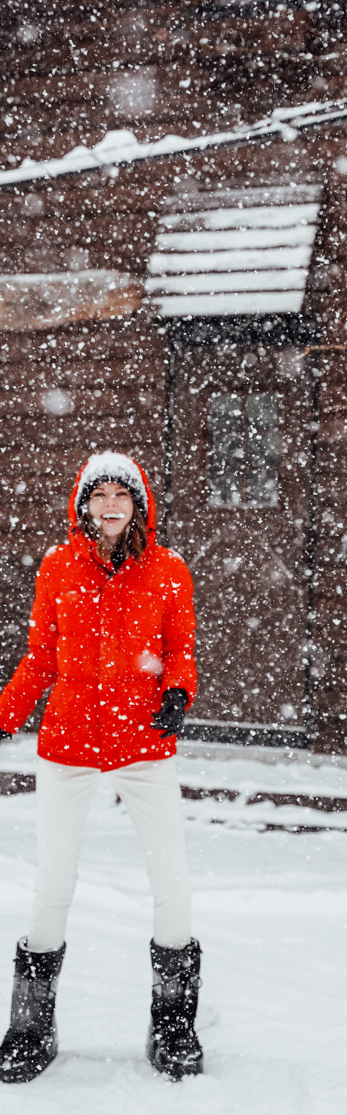Alyssa Campanella of The A List blog visits Niseko, Japan wearing Aritzia puffer coat, Perfect Moment aurora pants and Moon Boots