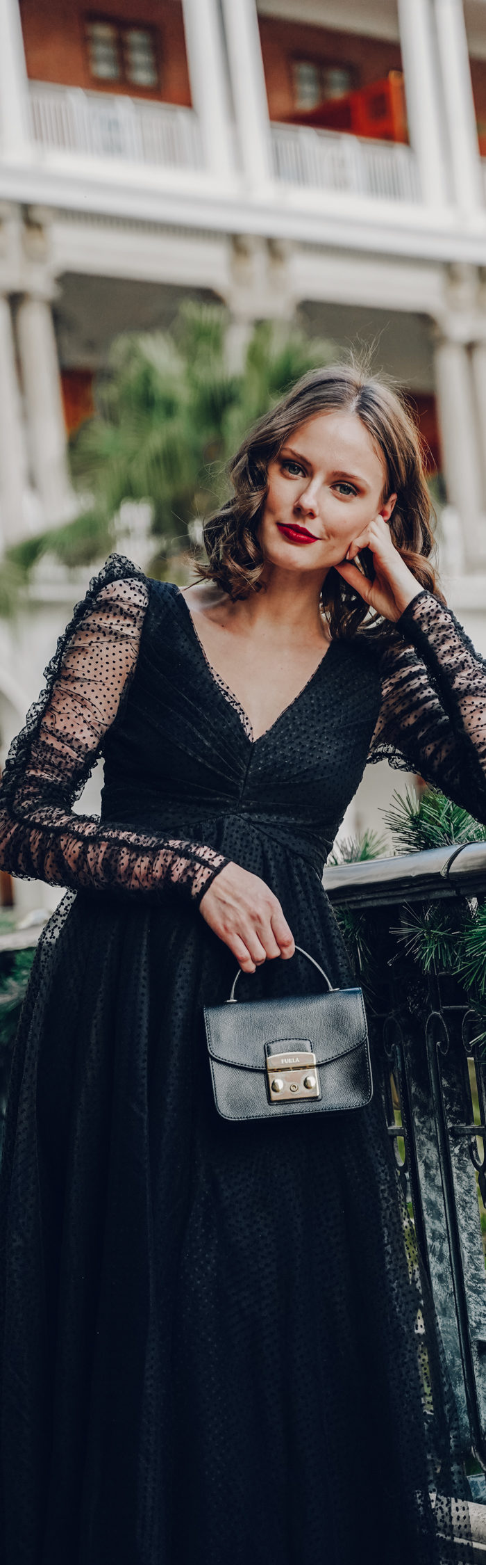 Alyssa Campanella of The A List blog shares environmentally friendly holiday style wearing Zimmermann from TheRealReal