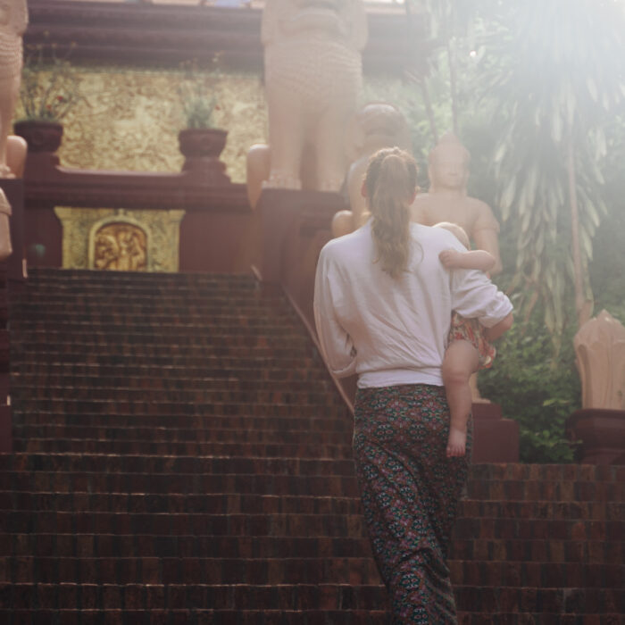 Miss USA 2011 Alyssa Campanella of The A List blog visits Phnom Penh, Cambodia and Wat Phnom