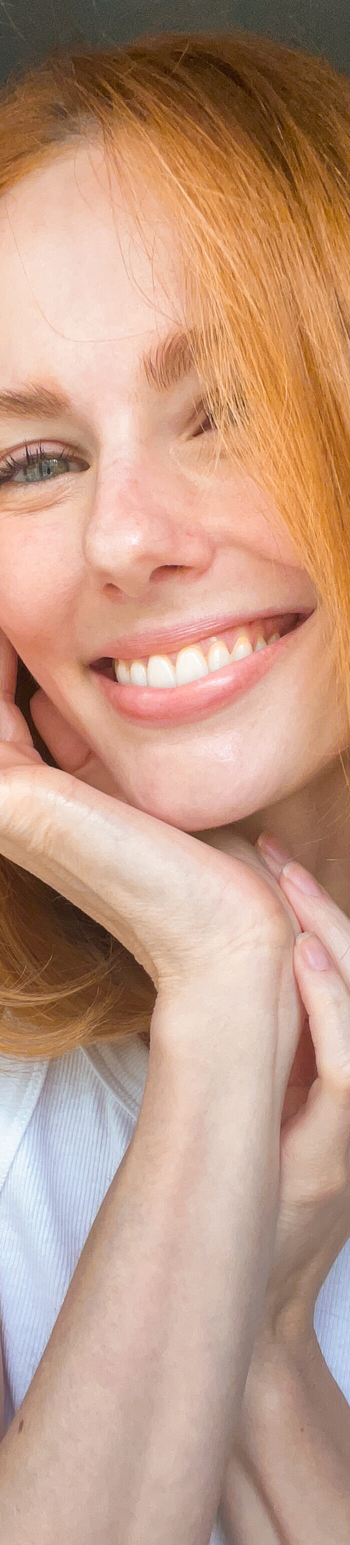 Miss USA 2011 Alyssa Campanella of The A List blog shares her go-to summer makeup look wearing Bobbi Brown, NARS, Cle de Peau, YSL, and Huda Beauty.