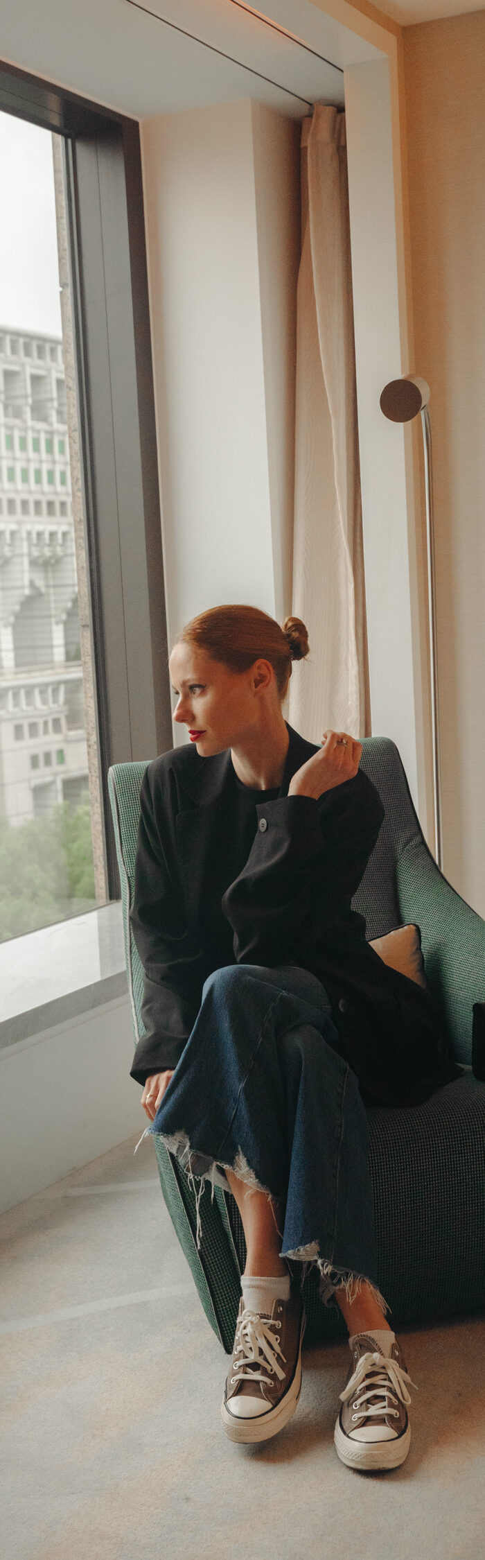 Miss USA 2011 Alyssa Campanella of The A List blog visits Mandarin Oriental Taipei for the holiday season