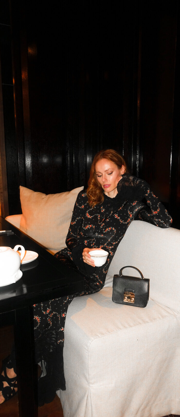 Miss USA 2011 Alyssa Campanella of The A List blog visits Mandarin Oriental Taipei for the holiday season