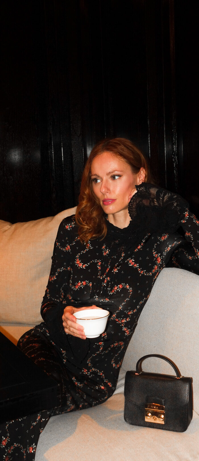 Miss USA 2011 Alyssa Campanella of The A List blog visits Mandarin Oriental Taipei for the holiday season