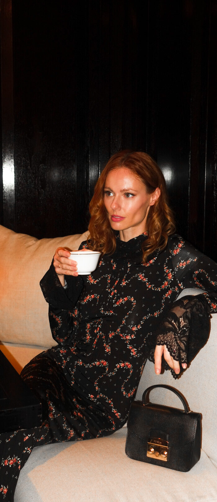 Miss USA 2011 Alyssa Campanella of The A List blog visits Mandarin Oriental Taipei for the holiday season