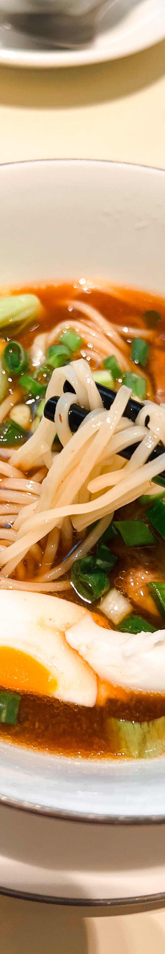 Miss USA 2011 Alyssa Campanella of The A List blog visits Mandarin Oriental Taipei for the holiday season