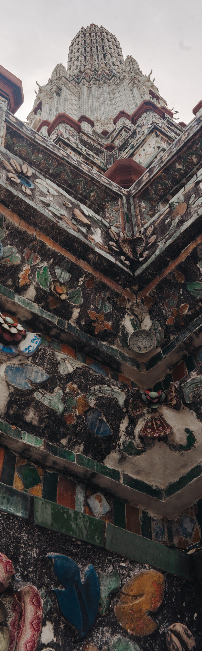 Miss USA 2011 Alyssa Campanella of The A List blog shares the best time to visit Wat Arun in Bangkok, Thailand.