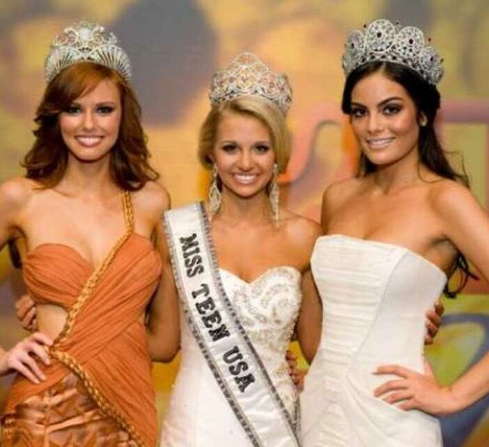 Miss USA 2011 Alyssa Campanella of The A List blog shares what it was like to be Miss USA in 2011.